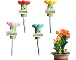 Vier bijendrinkbakken voor tuin en balkon, weerbestendige drinkstations voor bijen, hommels en vlinders - insectenhulp en natuurbescherming.