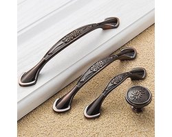 Vintage Antieke Meubelgrepen en Stangen voor Kasten en Laden - 64 mm