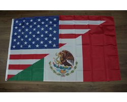 Vlag schuin door midden van de langen Mexico en Amerika met arend - vlag arend - vlaggen eagle - Mexicaanse en Amerikaanse vlaggen - vlag van 2 wereldlanden - 2 landen op 1 vlag vertegenwoordigd - mooie 2 landen vlaggen