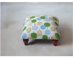 Voetenbankje - Ottomaanse kruk - Ontspannen thuis - Stevig dennenhouten frame - 31 x 31 x 17 cm - Rood