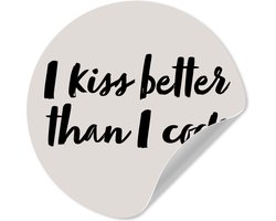 WallCircle® - Behangcirkel 30x30 cm - Muurstickers Inductie beschermer - I kiss better than I cook - Quotes - Keuken - Kussen - Kookplaat - Muurcirkel woonkamer - Wandcirkel slaapkamer - Kamer decoratie zelfklevend - Muurdecoratie accessoires