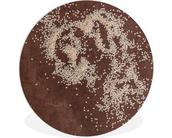 WallCircle - Wandcirkel ⌀ 120 - Bruine oppervlakte met sesamzaad verspreid over de tafel - Ronde schilderijen woonkamer - Wandbord rond - Muurdecoratie cirkel - Kamer decoratie binnen - Wanddecoratie muurcirkel - Woonaccessoires XXL