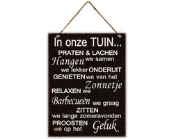 Wandbord metaal in onze tuin