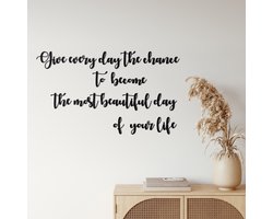 Wanddecoratie | Geef Elke Dag / Give Every Day | Metal - Wall Art | Muurdecoratie | Woonkamer | Buiten Decor |Zwart| 120x12cm