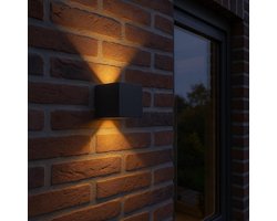 Wandlamp dimbaar zwart LED - buitenverlichting - binnen en buiten - buitenlamp - tweezijdig - muurlamp - up and down - kubuslamp - design - 6 watt - 3000k warm wit - 10x10x10cm -