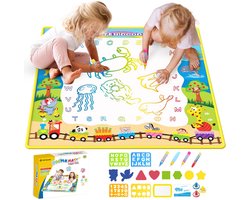 Water Tekenmat met 18 Accessoires - Met 4 Waterpennen - Speelgoed 2 Jaar - Speelgoed 3 Jaar - Speelgoed 4 Jaar - Speelgoed 5 Jaar - Montessori Speelgoed - Educatief Speelgoed - Jongens Speelgoed - Meisjes Speelgoed - Kinderspeelgoed