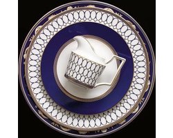Wedgwood Theekop + Schotel Renaissance Gold