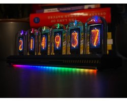 Wedjis Nixie tube klok Ultra - Digitale Klok - Slimme verlichting - Aluminiumlegering - Kerstcadeau voor mannen - Incl. USB-stroomkabel - Zwart – 34 LED’s Phantom Lighting