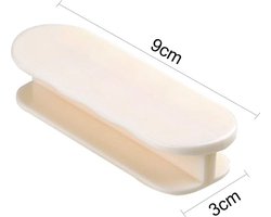 Witte deurklinken, zelfklevende deurklinken, buitenklinken voor balkondeuren, praktische kastladeklinken, extra klinken voor de buitenkant van openslaande balkondeuren, creatieve woonaccessoires, glazen deuren, deur- en raamaccessoires, klikklinken.
