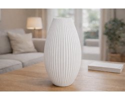 Witte Vaas 20 cm – Moderne Ribbel Vaas – Design Vaas – Scandinavische Woondecoratie