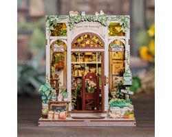 Wood Art - Green Life Bookshop