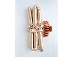 Xenakis Heatless curls - Haarkrullers zonder hitte - Haarrollers - Champagne kleur - Zijde - Heatless haarkruller - Haarkruller met twee scrunchies en haarklem – Cadeau