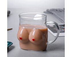 XGOPTS Boobs Mok Borsten Waterglas Dubbellaags Koffiekopje Transparant Geïsoleerd Grappig Waterbeker Met Handvat Borstbeker 3D Borstbeker Grote Borsten Mok Als Cadeau Halloween Kerstmis