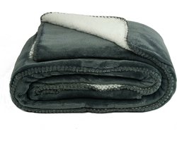 Zest - Fleecedeken - Fleeceplaid - Donker Grijs - Zachte vachtzijde binnenkant - Pluist niet - Stevige kwaliteit - Plaid voor op de bank, bed of woonkamer decoratie - 200 x 150 cm - Houdt warmte goed vast - warme crème-witte vachtzijde