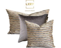 Zippi Design LXRY Set - velvet antraciet met dieren print wit crème geel bruin gestreept - Luxe handgemaakte designkussens met eenden veren vullingen - maten 45x45 cm en 40x60 cm