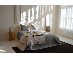 Zydante Home Bedsprei 220x240 cm – Inclusief 2 Kussenslopen 60x70 cm – 2-Persoons – Zilver Royal
