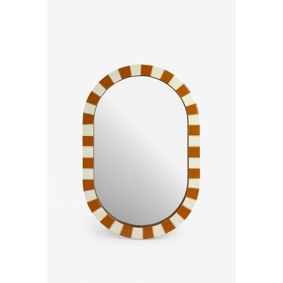 Oranje hangspiegel met geblokte omlijsting Oranje hangspiegel met geblokte omlijsting afbeelding 1