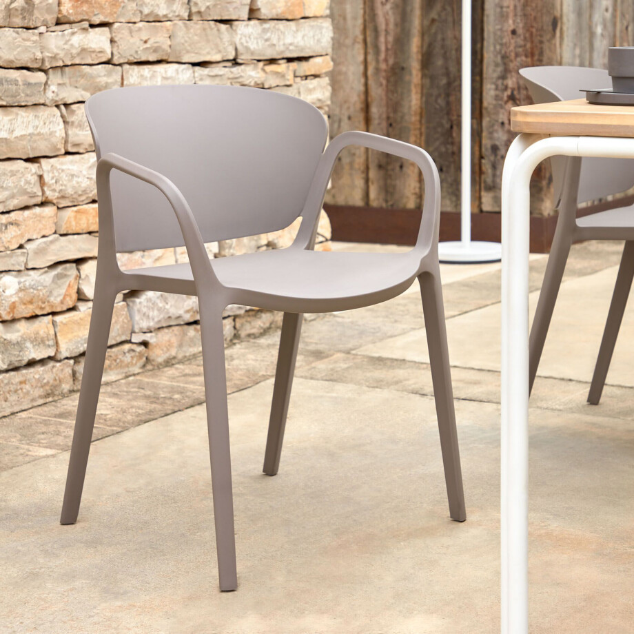 Kave Home Tuinstoel 'Ania' kleur Taupe afbeelding 1