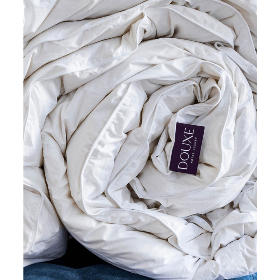 DOUXE Original All Year Dekbed 240 x 220 cm - Halfdons DOUXE Original All Year Dekbed 240 x 220 cm - Halfdons afbeelding 1