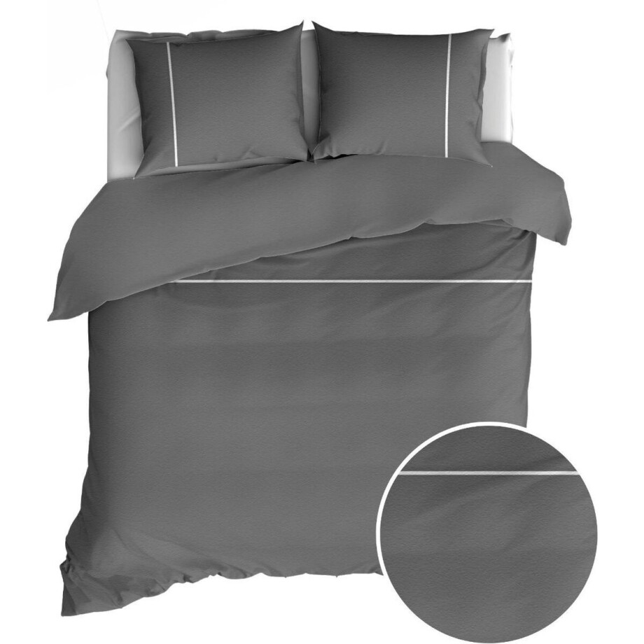 Romanette Duchesse flanel dekbedovertrek - Antraciet/Wit - 2-persoons (200x200/220 cm + 2 slopen) Romanette Duchesse flanel dekbedovertrek - Antraciet/Wit - 2-persoons (200x200/220 cm + 2 slopen) afbeelding 1