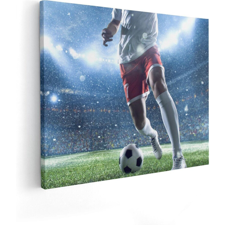 Artaza Canvas Schilderij Voetbal Speler Met De Bal In Een Druk Stadion  - 50x40 - Foto Op Canvas - Canvas Print afbeelding 1