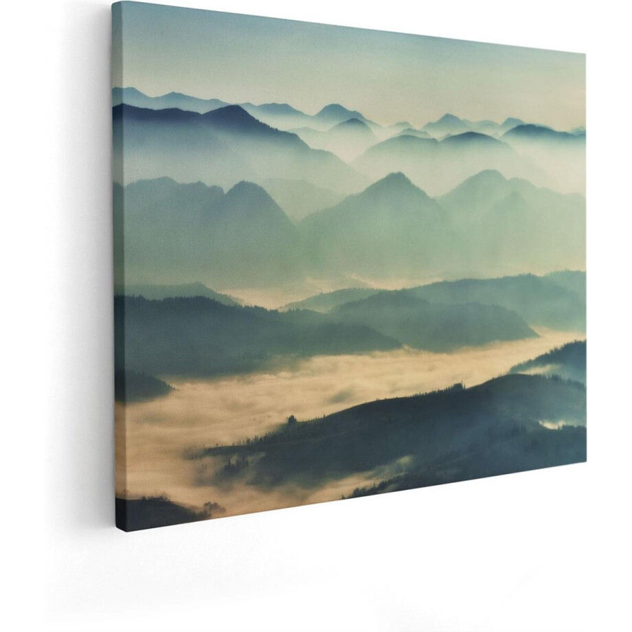 Artaza Canvas Schilderij Heuvel Landschap Tijdens De Mist - 50x40 - Foto Op Canvas - Canvas Print afbeelding 1