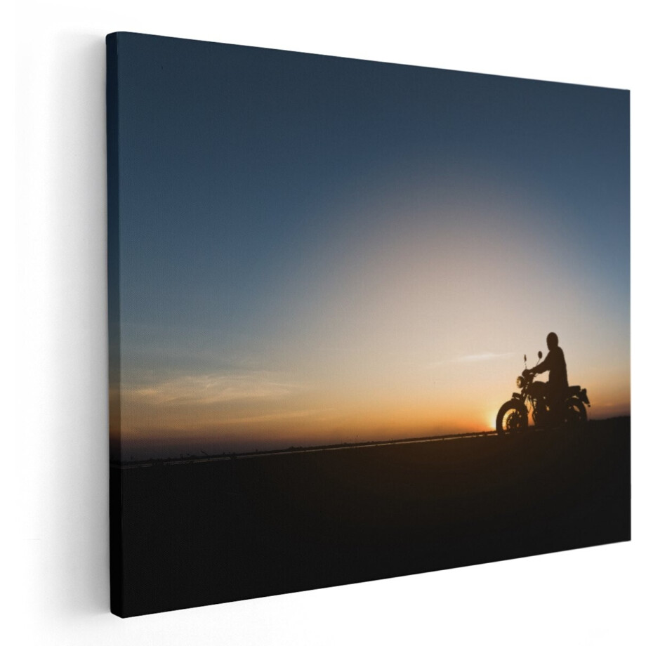 Artaza Canvas Schilderij Silhouet Van Een Motor Bij Zonsondergang - 150x120 cm - Groot - Wanddecoratie Woonkamer - Schilderijen - Muurdecoratie afbeelding 1