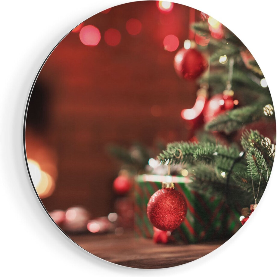 Artaza Dibond Muurcirkel Kerstboom Met Rode Lichtjes En Kerstballen - Ø 80 cm - Groot - Wandcirkel - Rond Schilderij - Voor Binnen en Buiten Artaza Dibond Muurcirkel Kerstboom Met Rode Lichtjes En Kerstballen - Ø 80 cm - Groot - Wandcirkel - Rond Schilderij - Voor Binnen en Buiten afbeelding 1