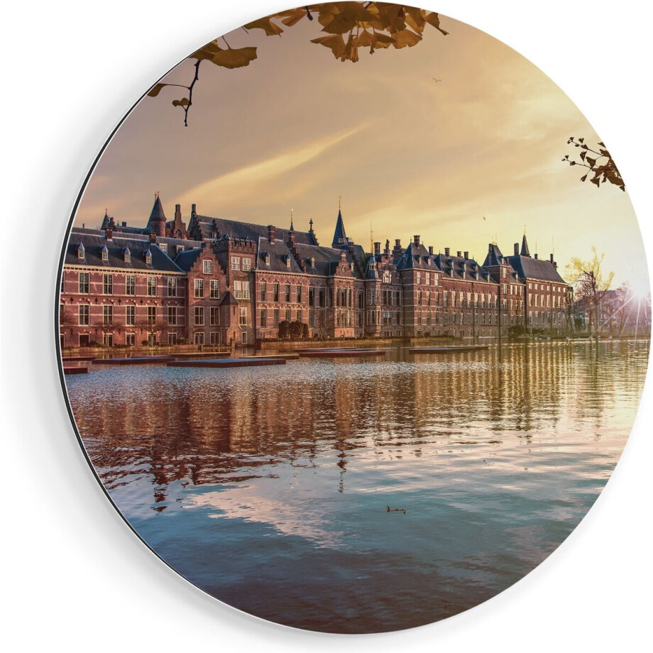 Artaza Dibond Muurcirkel Binnenhof Gebouw in Den Haag - Ø 80 cm - Groot - Wandcirkel - Rond Schilderij - Voor Binnen en Buiten afbeelding 1