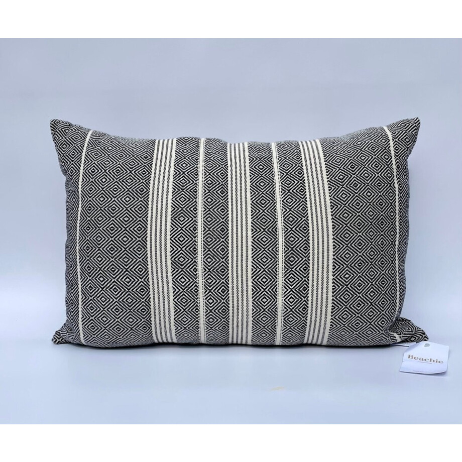 Beachie Blanes zwart 60 x 40 cm Kussenhoes zonder vulling Beachie Blanes zwart 60 x 40 cm Kussenhoes zonder vulling afbeelding 1