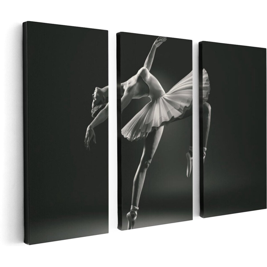 Artaza Canvas Schilderij Drieluik Ballerina op Haar Tenen - Ballet - Zwart Wit - 120x80 - Foto Op Canvas - Canvas Print afbeelding 1