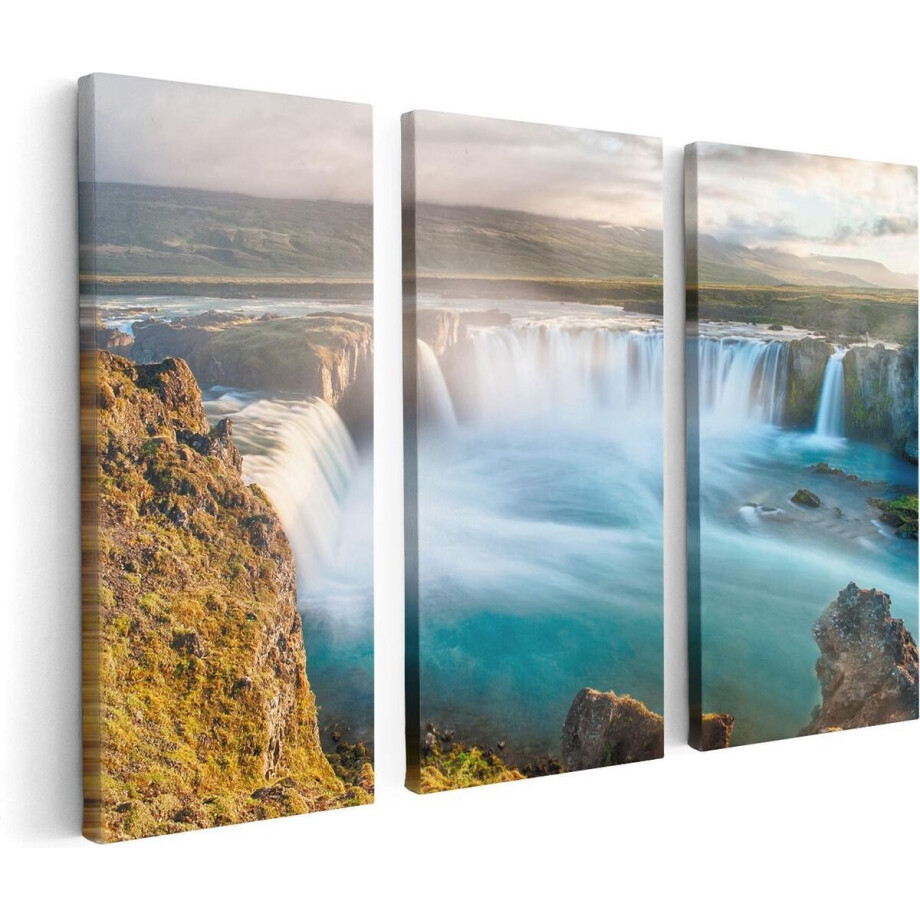 Artaza Canvas Schilderij Drieluik Watervallen In IJsland - 120x80 - Foto Op Canvas - Canvas Print afbeelding 1