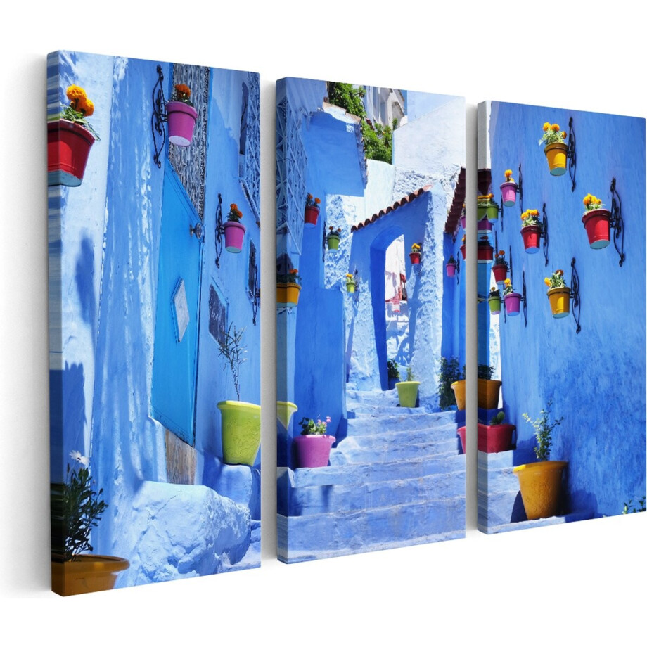 Artaza Canvas Schilderij Drieluik Blauwe Huizen met Bloempotten in Chefchaouen, Marokko - 90x60 - Foto Op Canvas - Canvas Print Artaza Canvas Schilderij Drieluik Blauwe Huizen met Bloempotten in Chefchaouen, Marokko - 90x60 - Foto Op Canvas - Canvas Print afbeelding 1