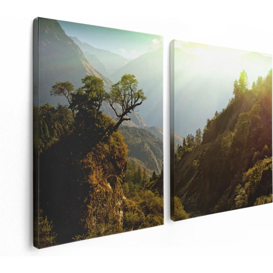 Artaza Canvas Schilderij Tweeluik Bos In De Bergen Met Zonneschijn - Kleur - 120x80 - Foto Op Canvas - Canvas Print afbeelding 1