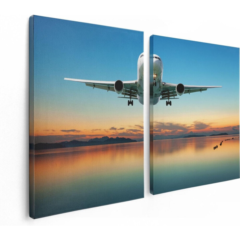 Artaza Canvas Schilderij Tweeluik Vliegtuig Vliegt Boven Een Kleurrijke Zee - 120x80 - Foto Op Canvas - Canvas Print afbeelding 1