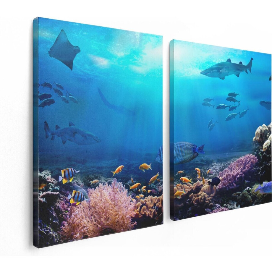 Artaza Canvas Schilderij Tweeluik Vissen met Haaien in de Oceaan met Koraalrif - 120x80 - Foto Op Canvas - Canvas Print Artaza Canvas Schilderij Tweeluik Vissen met Haaien in de Oceaan met Koraalrif - 120x80 - Foto Op Canvas - Canvas Print afbeelding 1