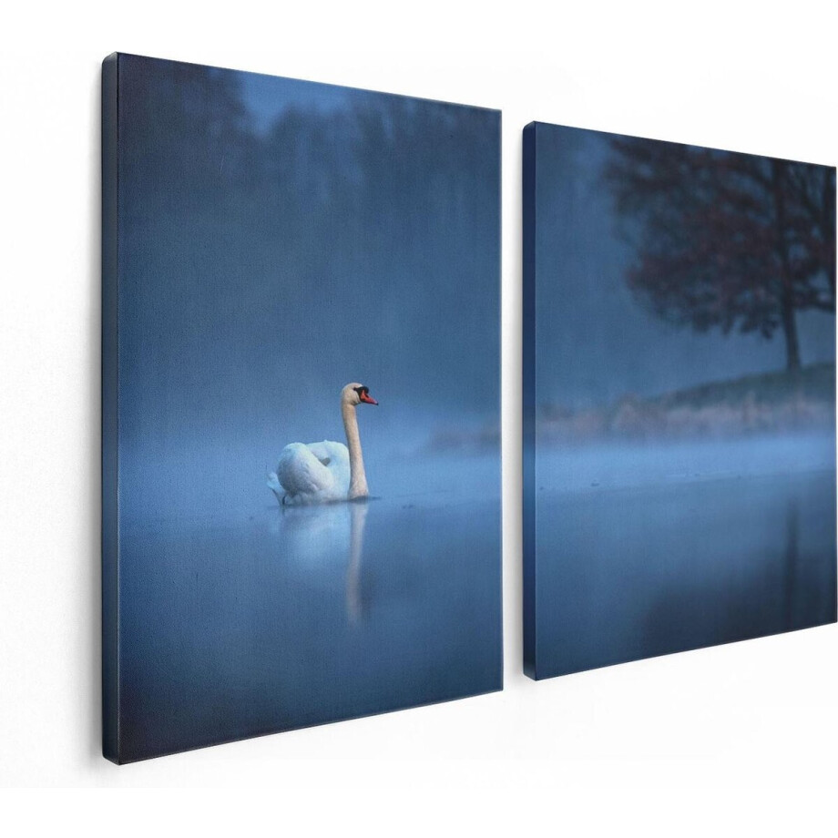 Artaza Canvas Schilderij Tweeluik Zwaan op het Water tussen de Mist - 120x80 - Foto Op Canvas - Canvas Print afbeelding 1