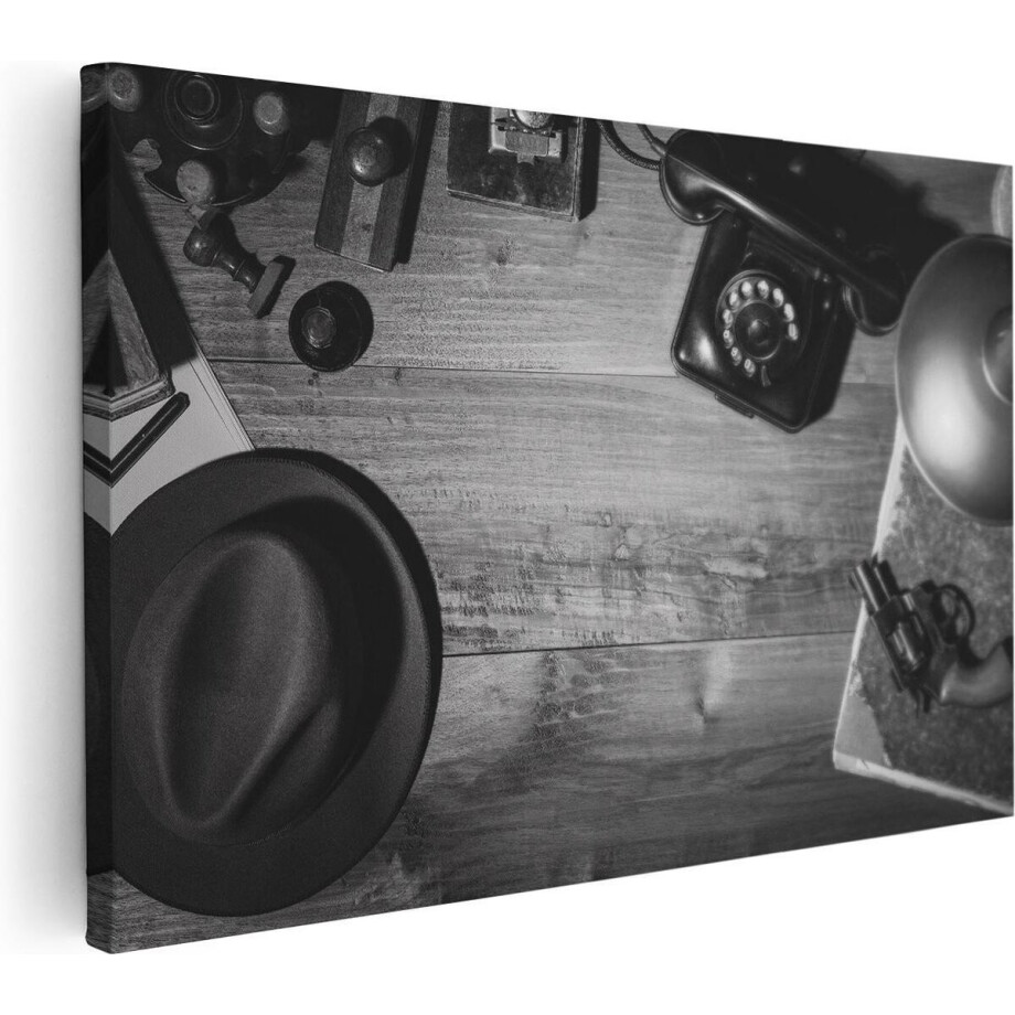 Artaza Canvas Schilderij Oude Bureau Tafel Met Een Pistool En Een Hoedje - 30x20 - Klein - Foto Op Canvas - Canvas Print Artaza Canvas Schilderij Oude Bureau Tafel Met Een Pistool En Een Hoedje - 30x20 - Klein - Foto Op Canvas - Canvas Print afbeelding 1