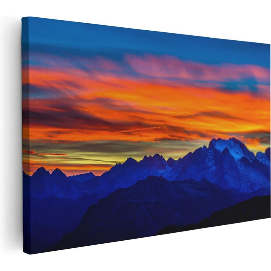 Artaza Canvas Schilderij Oranje Zonsondergang In De Bergen - 60x40 - Foto Op Canvas - Canvas Print Artaza Canvas Schilderij Oranje Zonsondergang In De Bergen - 60x40 - Foto Op Canvas - Canvas Print afbeelding 1