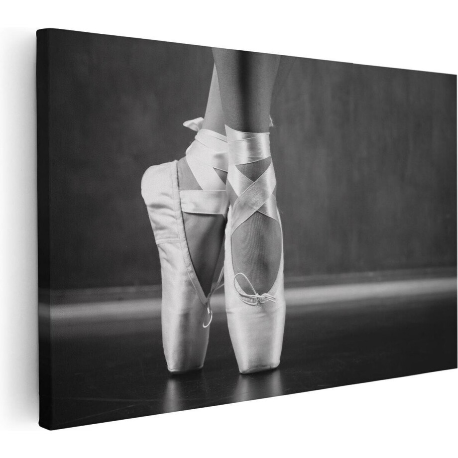 Artaza Canvas Schilderij Ballet Schoenen van een Ballerina - Zwart Wit - 120x80 - Groot - Foto Op Canvas - Wanddecoratie Woonkamer afbeelding 1