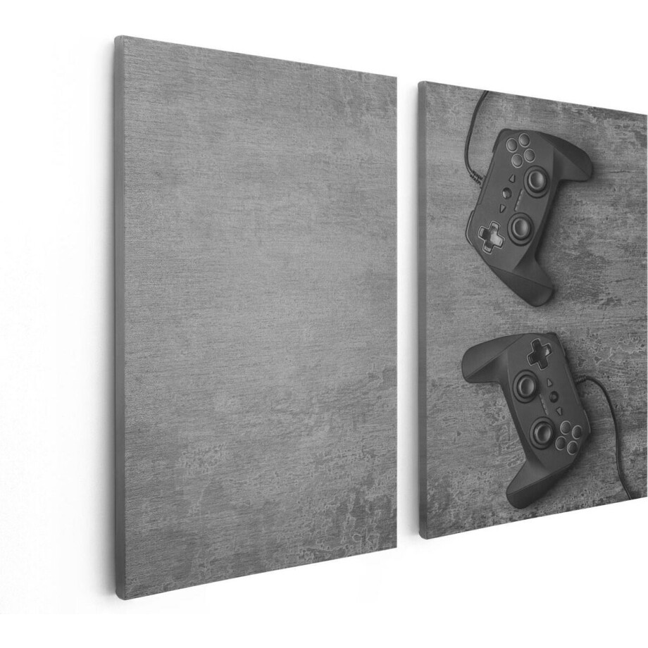 Artaza Canvas Schilderij Tweeluik Twee Game Controllers op Tafel - Gaming - 80x60 - Foto Op Canvas - Canvas Print Artaza Canvas Schilderij Tweeluik Twee Game Controllers op Tafel - Gaming - 80x60 - Foto Op Canvas - Canvas Print afbeelding 1