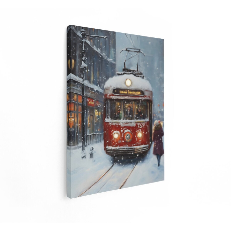 Artaza Canvas Schilderij Een Rode Tram Rijdt door een Besneeuwde Stad met Warme Lichten - 60x80 cm - Wanddecoratie Woonkamer - Schilderijen - Muurdecoratie afbeelding 1