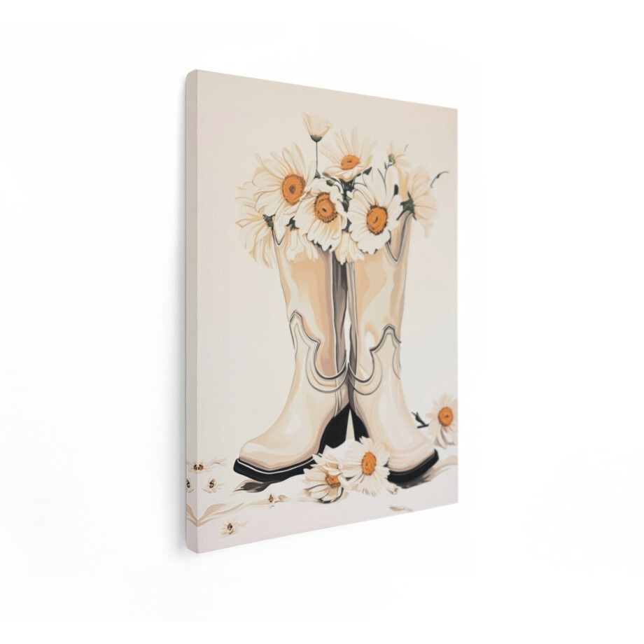 Artaza Canvas Schilderij Cowboylaarzen - 90x120 cm - Wanddecoratie Madeliefjes - Muurdecoratie Boho - Decoratie Bloemen Stilleven - Wit afbeelding 1