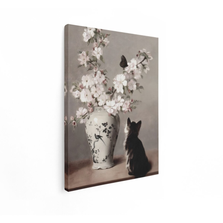 Artaza Canvas Schilderij Schattige Kitten Kijkt Naar Vlinder op Bloeiende Kersenbloesemtak in Vaas - 30x40 cm - Klein - Wanddecoratie Woonkamer - Schilderijen - Muurdecoratie afbeelding 1