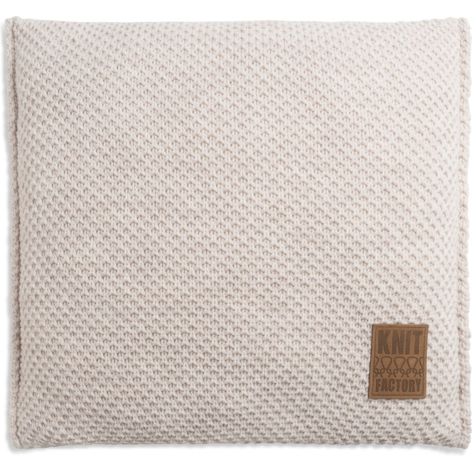 Knit Factory Lynn Sierkussen - Vierkant kussen - Kussen woonkamer - Bank kussen - Decoratie kussen - Beige - 50x50 cm - Kussenhoes inclusief kussenvulling afbeelding 1