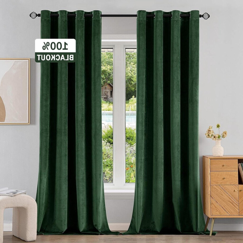 Brenzoos - Zacht fluwelen verduisterend gordijn met thermische isolatie en ogen - 140 x 225 cm - donkergroen Brenzoos - Zacht fluwelen verduisterend gordijn met thermische isolatie en ogen - 140 x 225 cm - donkergroen afbeelding 1