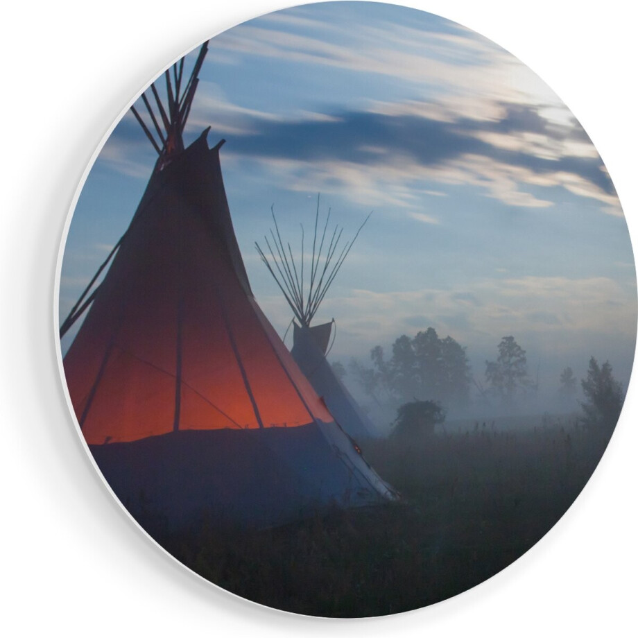 Artaza Forex Muurcirkel Indianen Tipi in de Nacht tijdens de Mist - 80x80 cm - Groot - Wandcirkel - Rond Schilderij - Wanddecoratie Cirkel Artaza Forex Muurcirkel Indianen Tipi in de Nacht tijdens de Mist - 80x80 cm - Groot - Wandcirkel - Rond Schilderij - Wanddecoratie Cirkel afbeelding 1