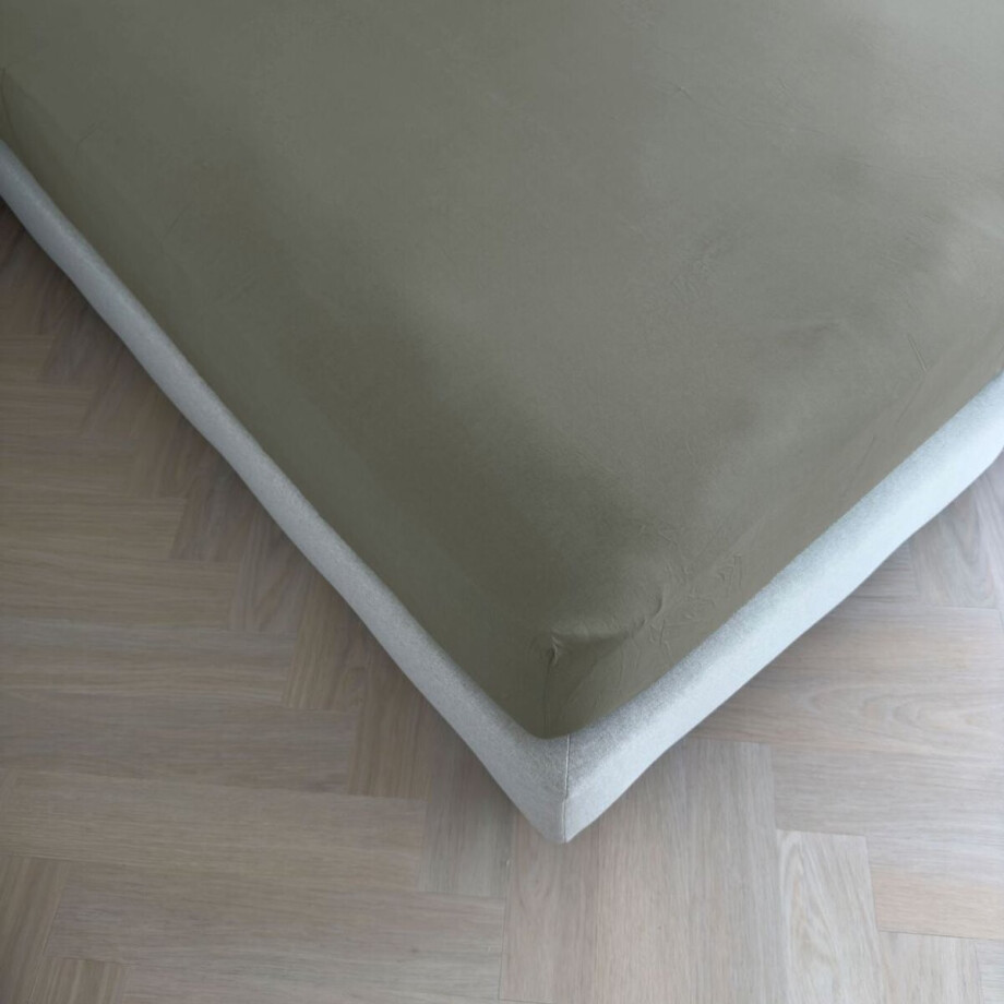 Kayori Emma Hoeslaken Katoensatijn - 90x210-220cm - Matrasdikte 35cm - Rondom Elastiek - Grijsgroen Kayori Emma Hoeslaken Katoensatijn - 90x210-220cm - Matrasdikte 35cm - Rondom Elastiek - Grijsgroen afbeelding 1
