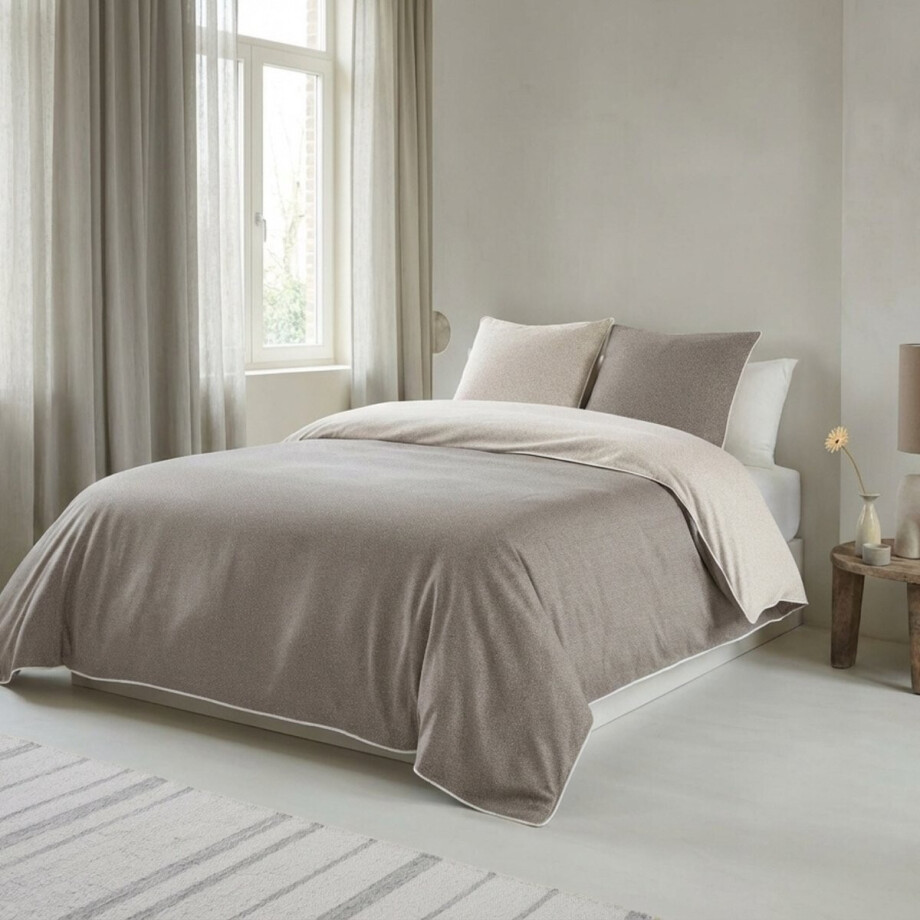 Flycarpets Marlon Vloerkleed Effen Gestreept - Beige - Laagpolig - 160x230 cm - Voor in de woonkamer afbeelding 1