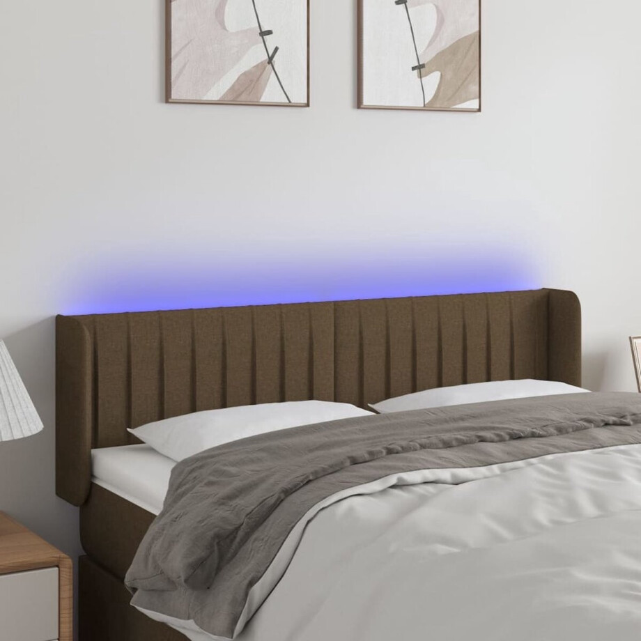 vidaXL LED Hoofdbord 147 cm Donkerbruin Stof Klassieke Headboard - Led Hoofdbord - Hoofdbord Met Licht - Bedroom Decor - Slaapkamersdecoratie vidaXL LED Hoofdbord 147 cm Donkerbruin Stof Klassieke Headboard - Led Hoofdbord - Hoofdbord Met Licht - Bedroom Decor - Slaapkamersdecoratie afbeelding 1